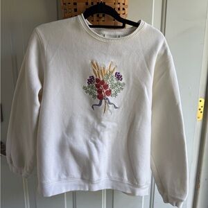 Vintage Classic Elements White Sweater with Fall Floral Bouquet
